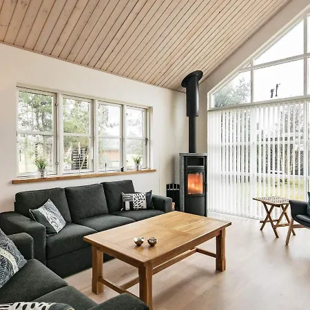 8 Person Holiday Home In Hals-By Traum Hals