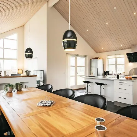 8 Person Holiday Home In Hals-By Traum *