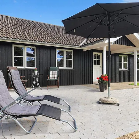8 Person Holiday Home In Hals-By Traum 別荘 Hals